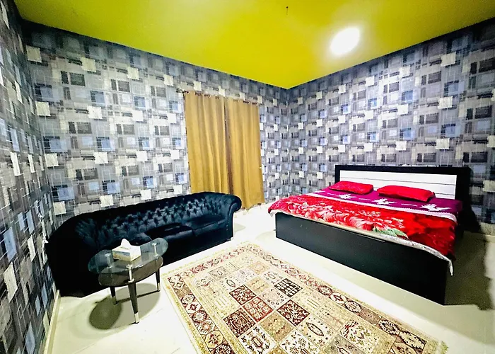 Royal Suite: King Comfort
