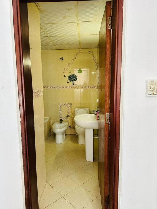 Royal Suite: King Comfort