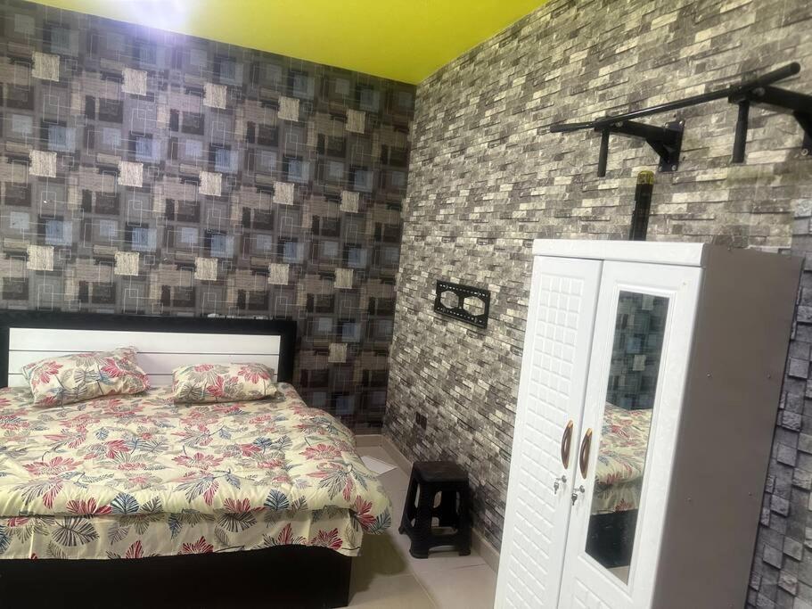 Royal Suite: King Comfort * Ajman